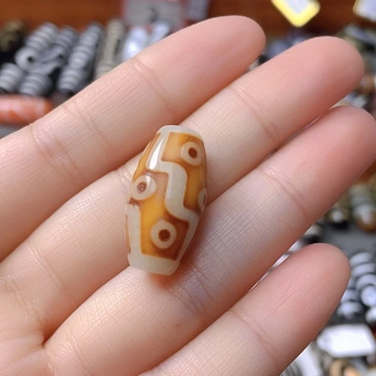 未镶嵌颈饰玛瑙/玉髓