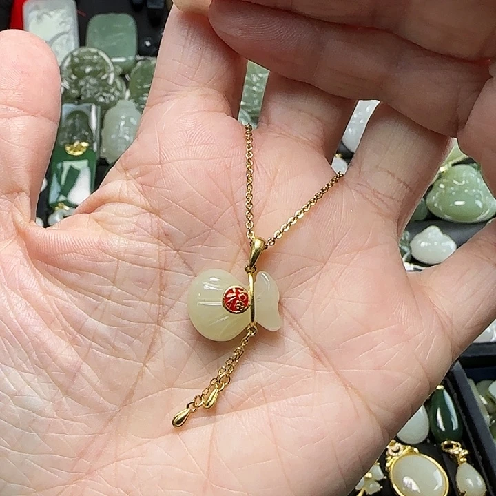 和田玉银S925镶嵌颈饰