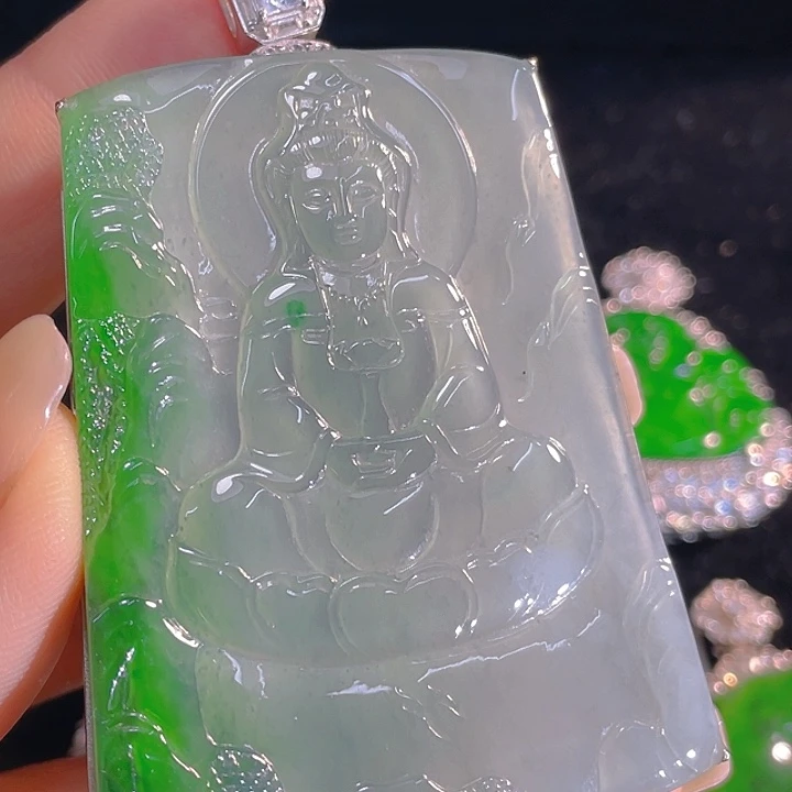 翡翠银S925镶嵌颈饰翡翠
