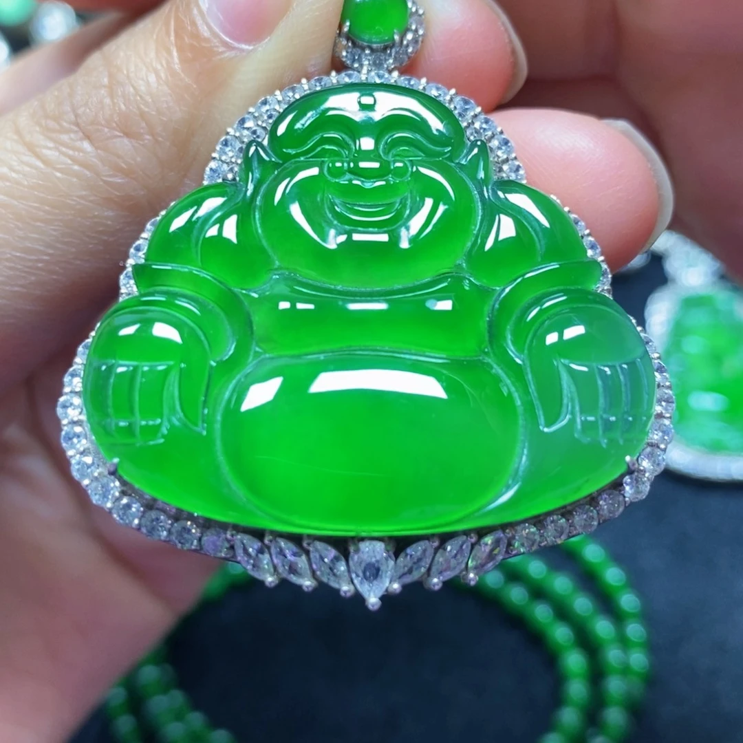 翡翠颈饰银S925镶嵌天然翡翠