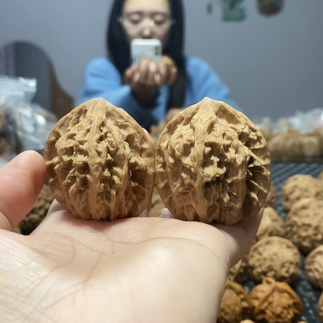 桃核吊坠血玲珑40+