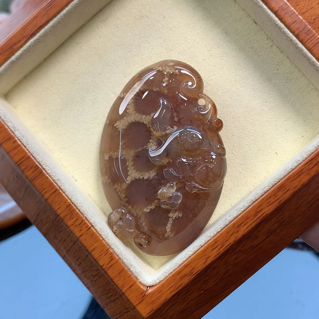 颈饰未镶嵌硅化珊瑚（珊瑚玉）漏