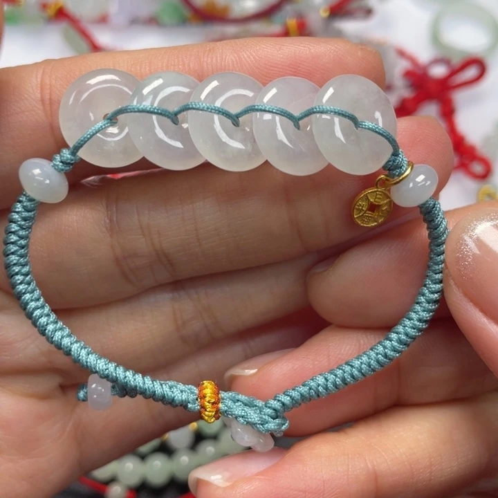 翡翠未镶嵌手绳89999999