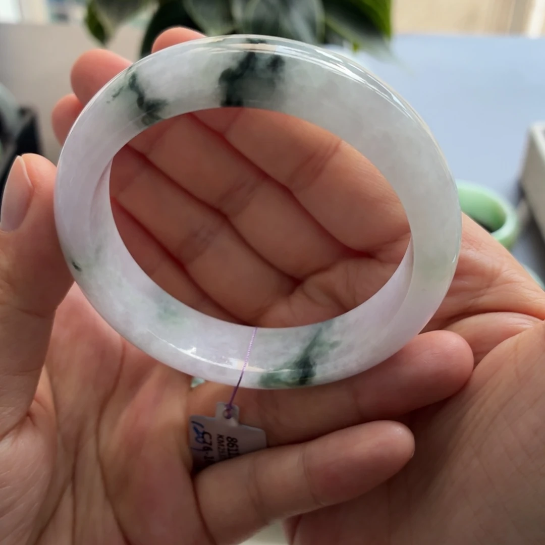 翡翠未镶嵌手镯天然