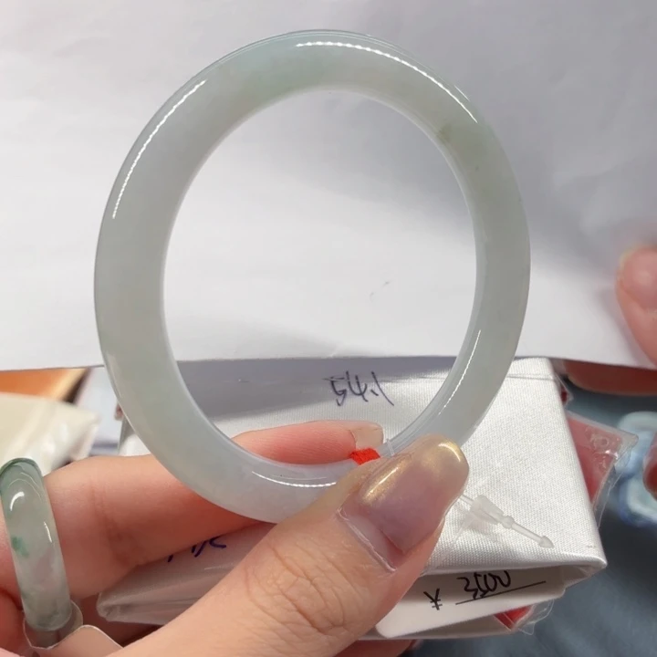 翡翠未镶嵌手镯54.1圈口