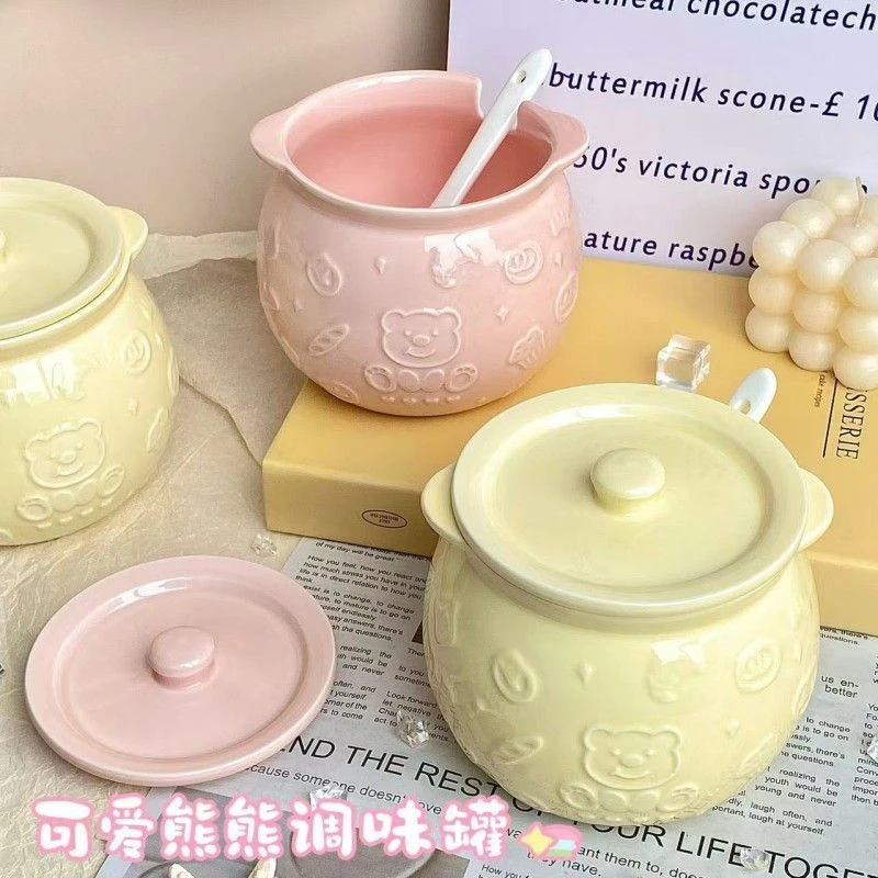 可爱熊陶瓷装油罐调味罐家用带勺泼辣油波子罐厨房辣椒专用罐带盖
