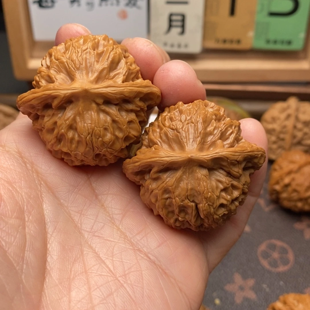 y***止文玩核桃把件宫灯43.5