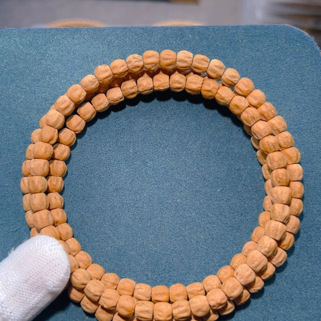 吊坠柏香籽/百香籽骑****家玉莲花