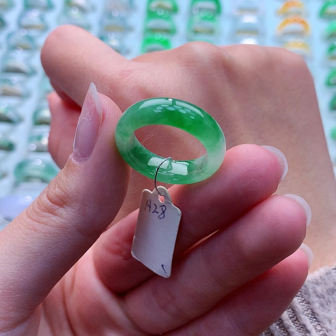 翡翠戒指未镶嵌14号