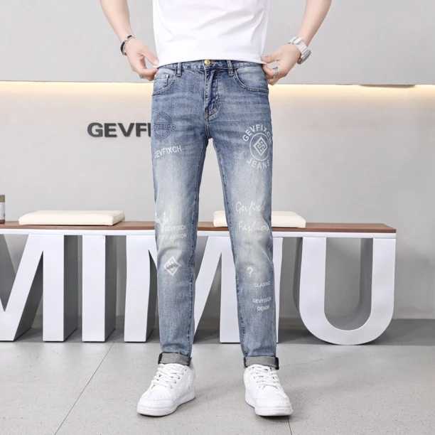 M K 017夏季新品男士修身蓝色印花凹凸工艺设计牛仔裤薄款潮流