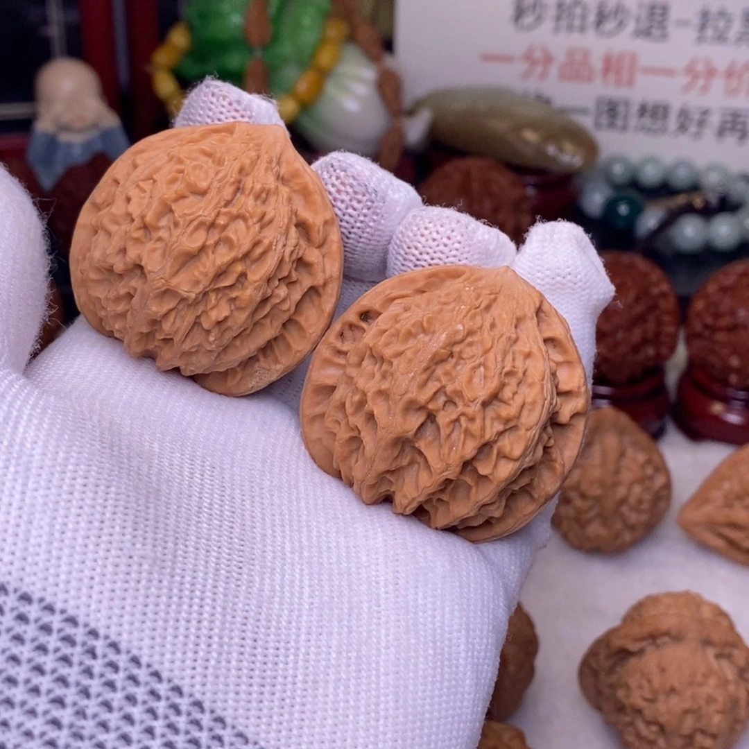 刀***梦吊坠文玩核桃42金牛