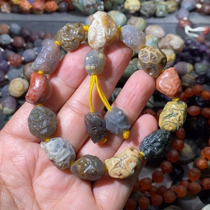 未镶嵌玛瑙/玉髓珠宝奇石