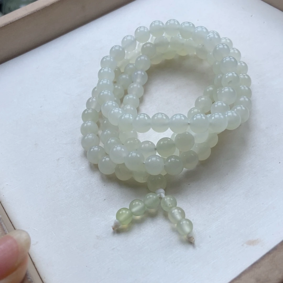 未镶嵌蛇纹石玉手链
