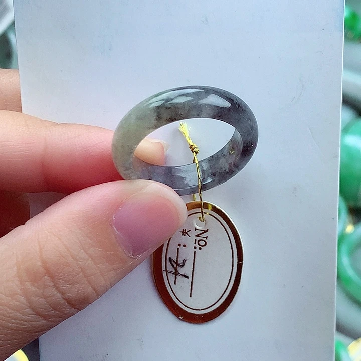 翡翠未镶嵌戒指21号