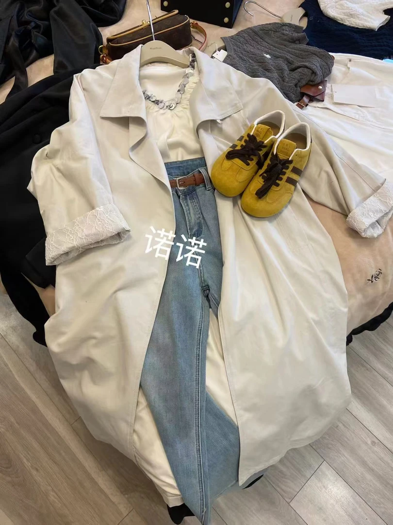 「890 女主角」袖口拼接蕾丝袖宽松韩版风衣