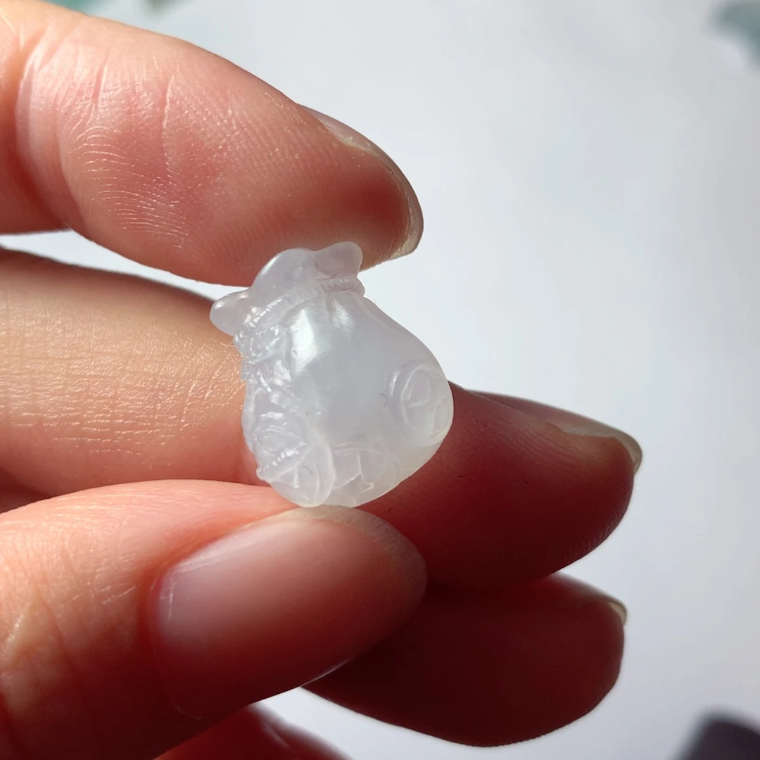 定制翡翠未镶嵌包工