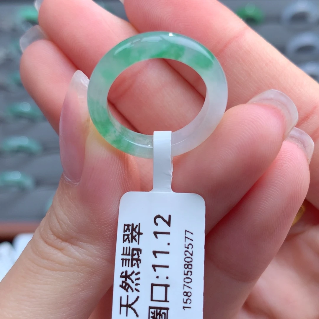 翡翠戒指未镶嵌天然