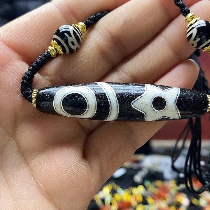 玛瑙/玉髓（覆膜）合金颈饰