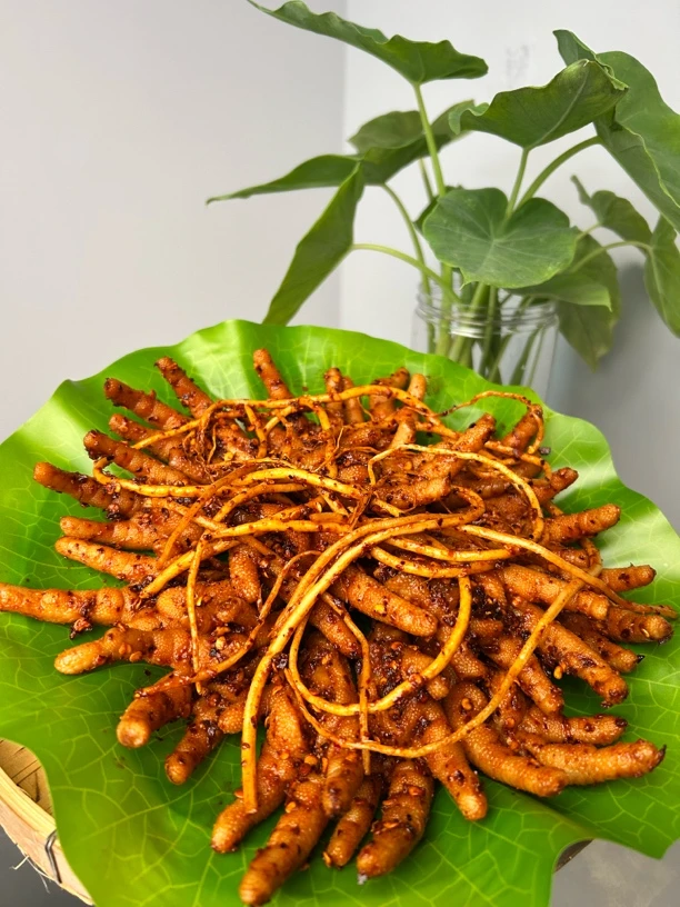 云南麻辣鸡脚撇菜根顺丰冷链现做现发