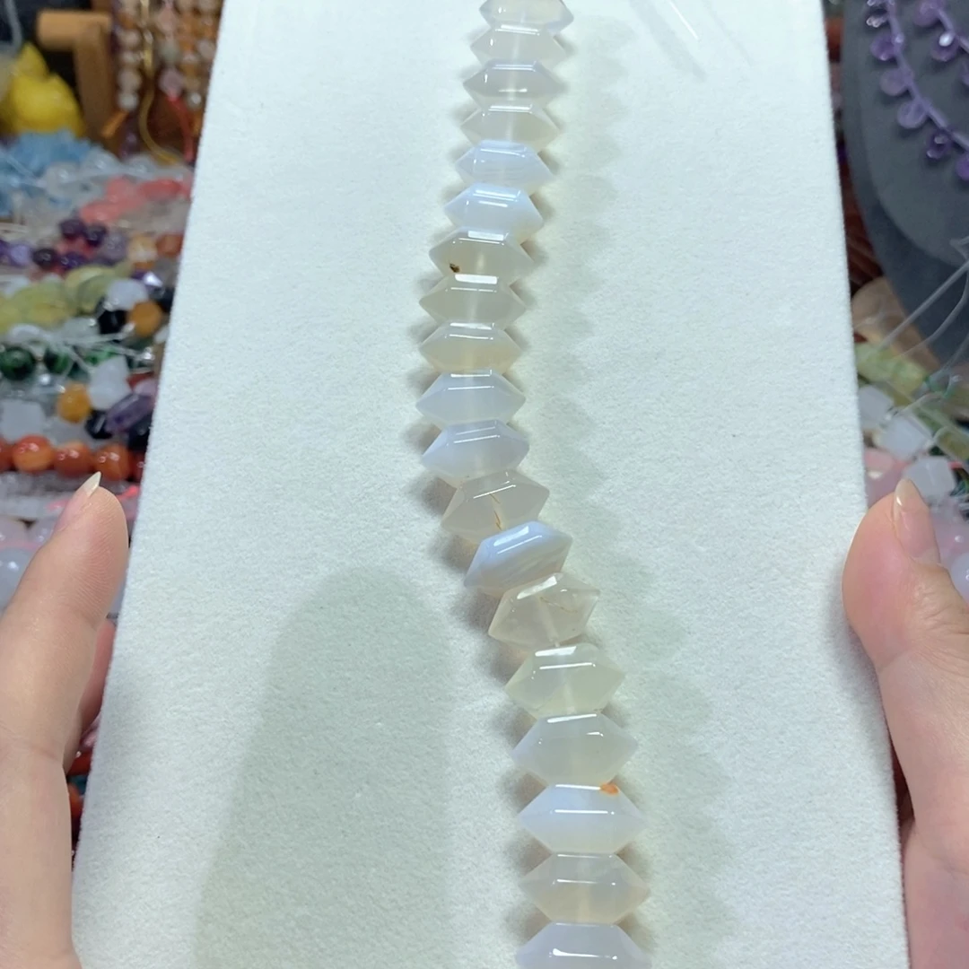 玛瑙/玉髓足银镀金镶嵌珠宝半成品白玛瑙双尖20颗
