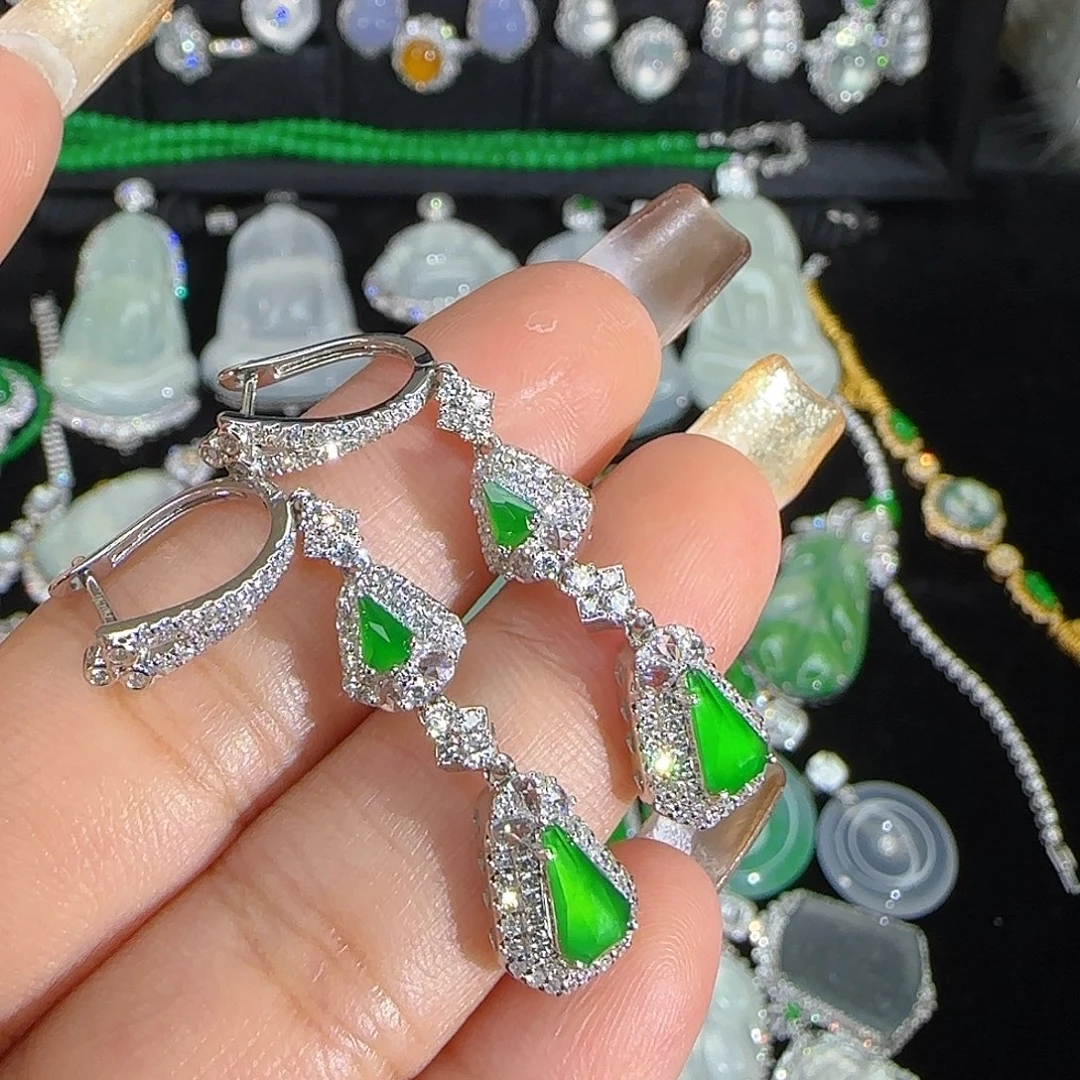 翡翠18K金镶嵌耳饰天然翡翠