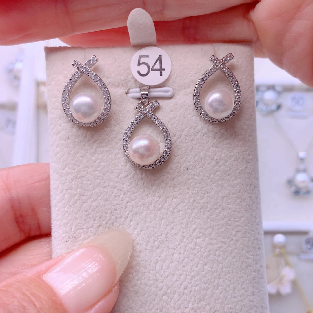 合金淡水珍珠耳饰