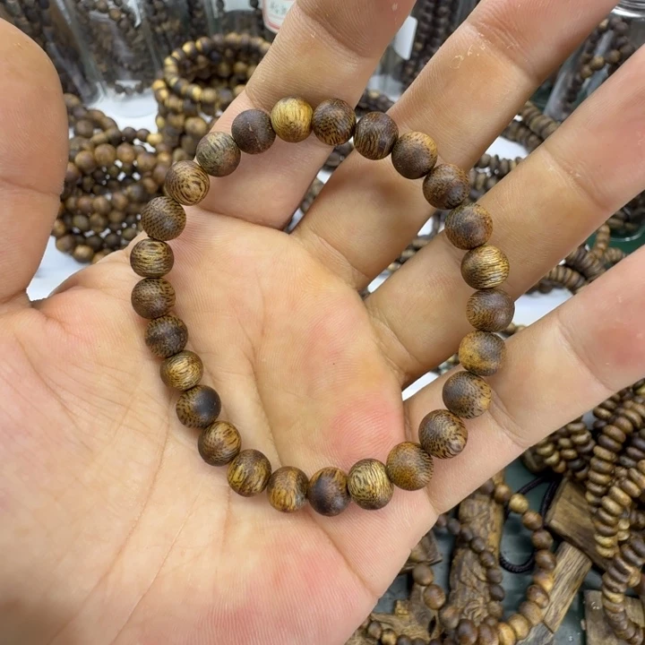 沉香沉香碎屑奇楠沉香乌身卡0.4单圈全品26颗4克+