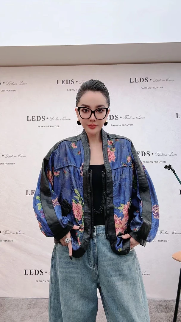 LEDS 86090（63015）春季短款FASHION蓝色复古时尚立领水洗短外套