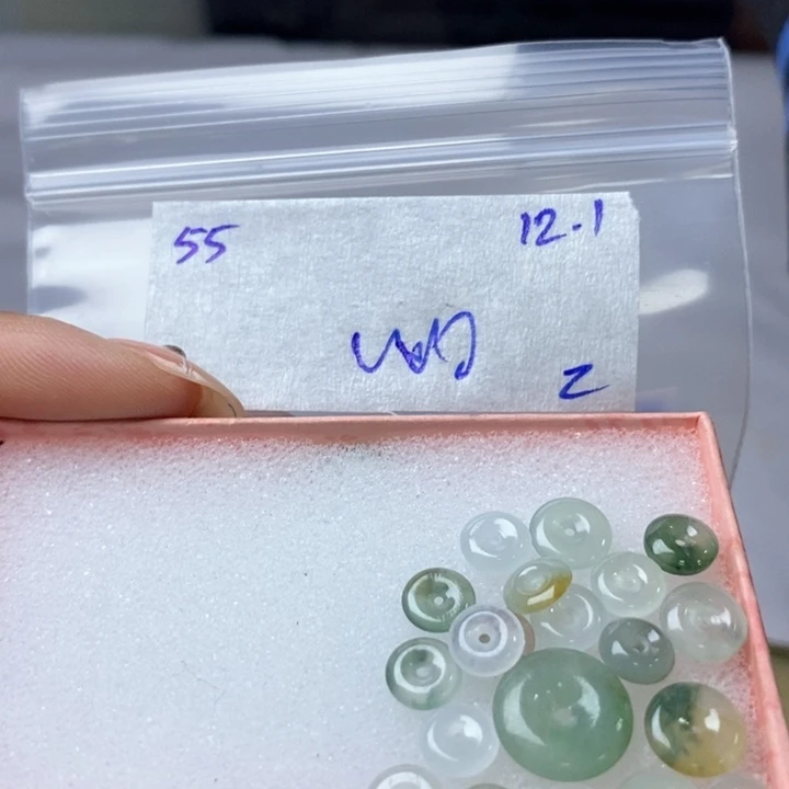 定制翡翠未镶嵌不退