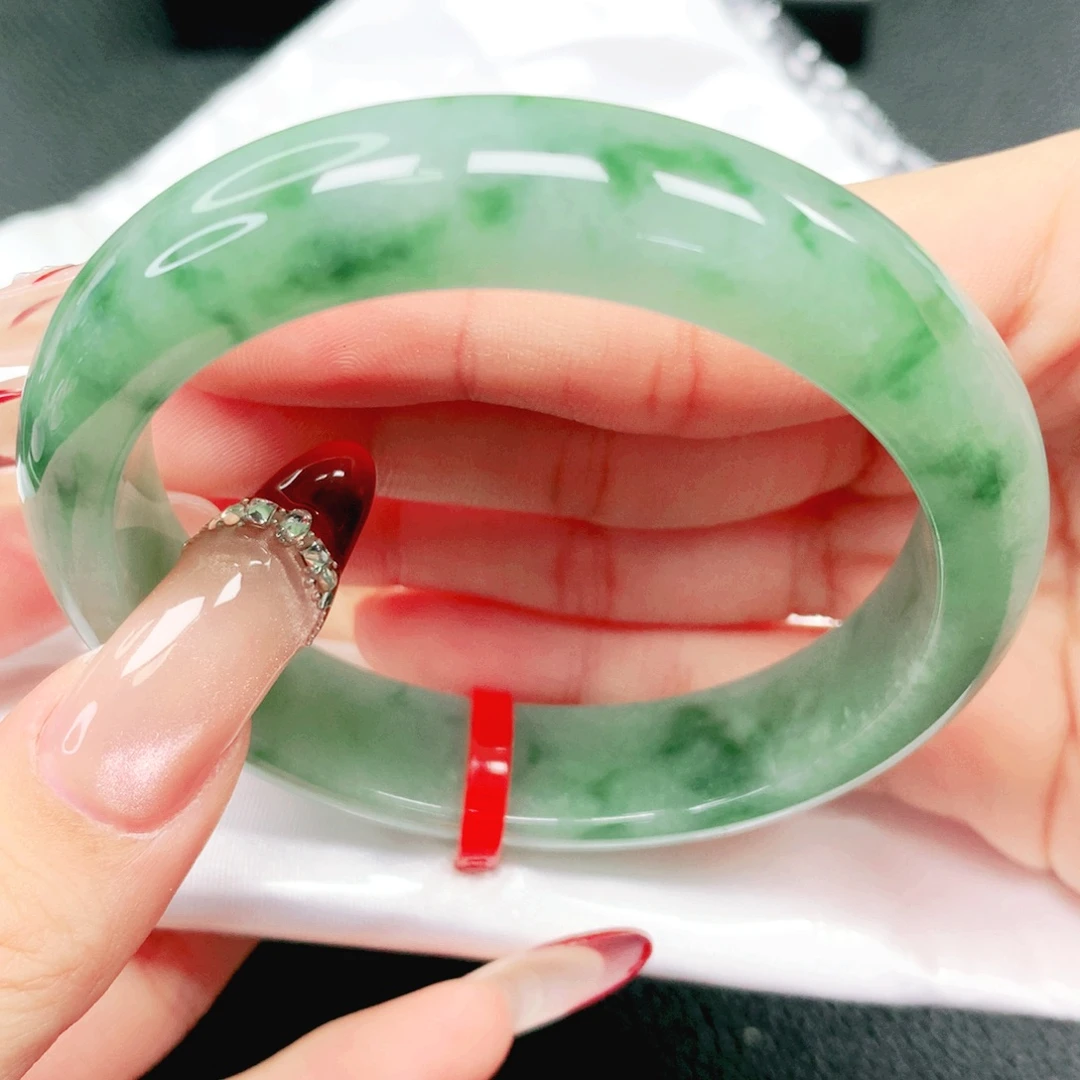 翡翠未镶嵌手镯57