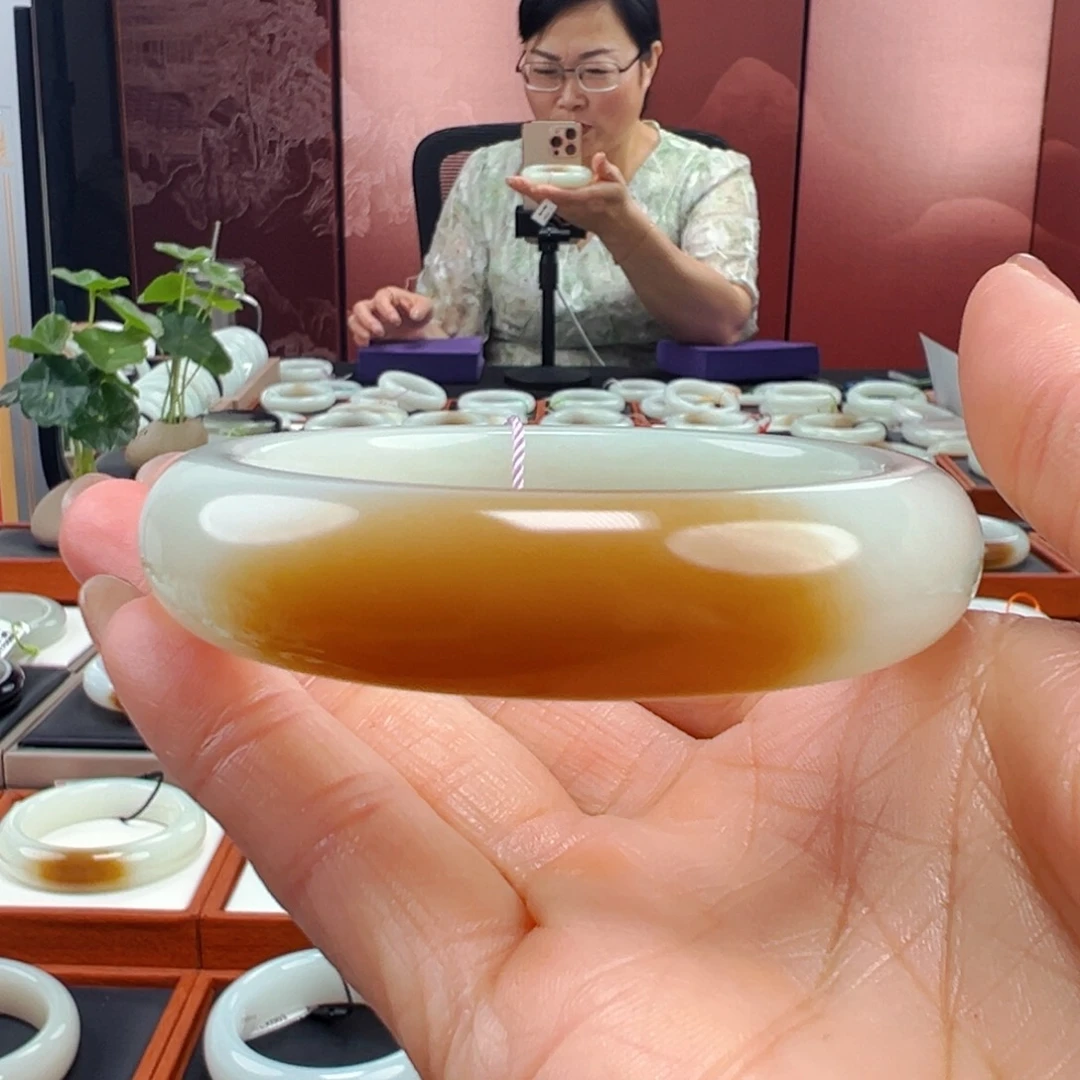 和田玉手镯未镶嵌用*语