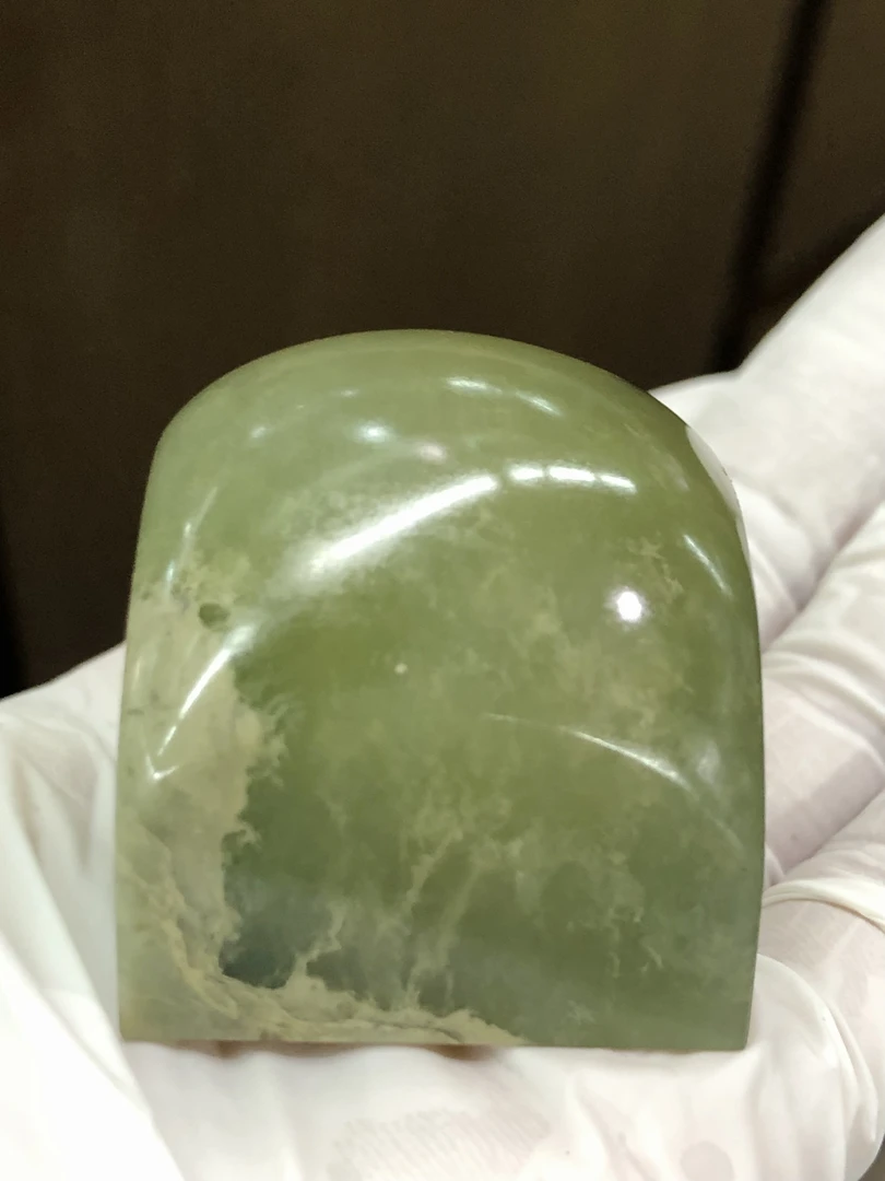 老挝冰绿花坑新品种 尺寸：3- 3- 2.9 cm