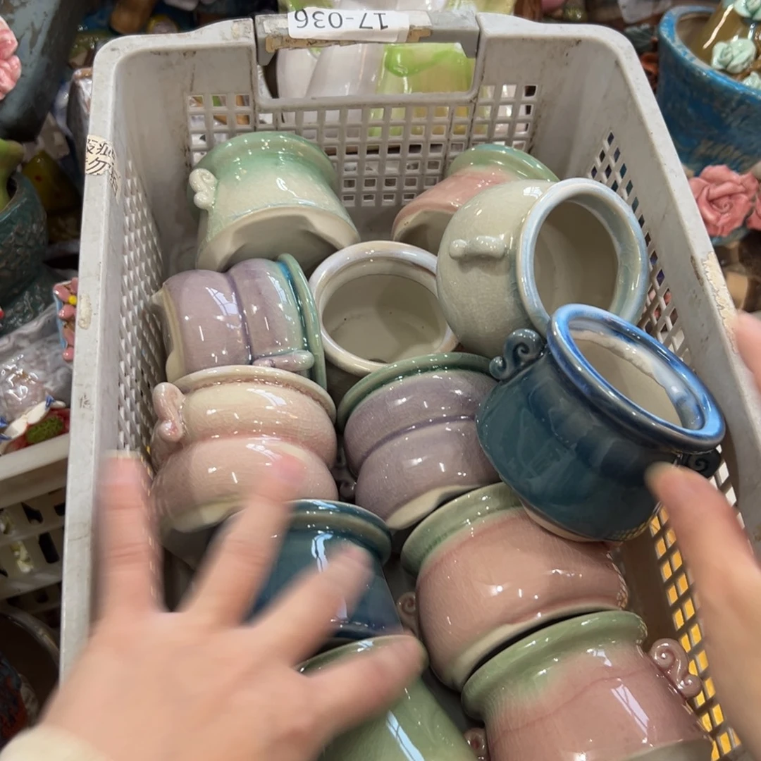 12个花盆拍满20元发货，退款拉黑