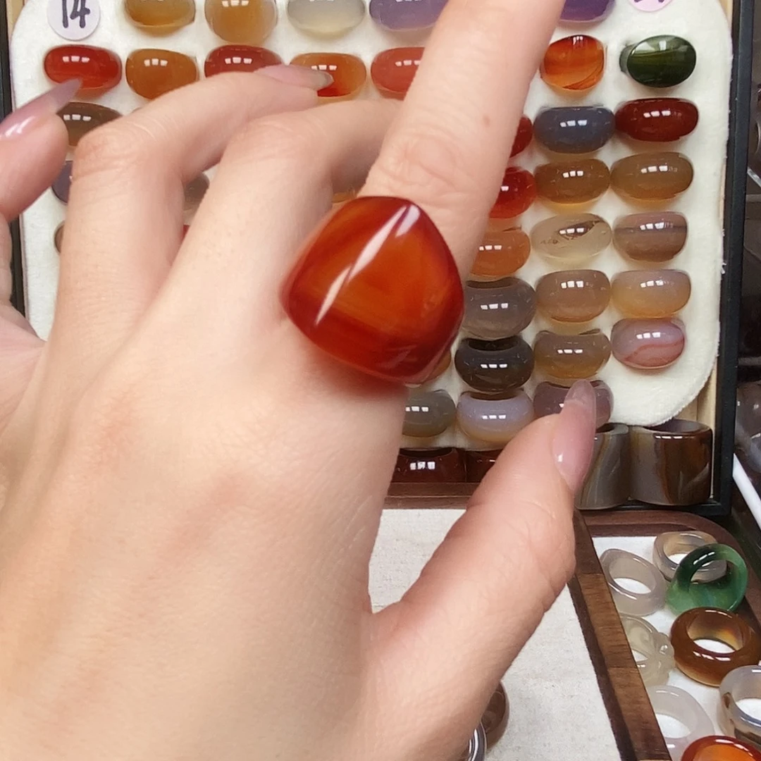 小****玛瑙/玉髓未镶嵌戒指