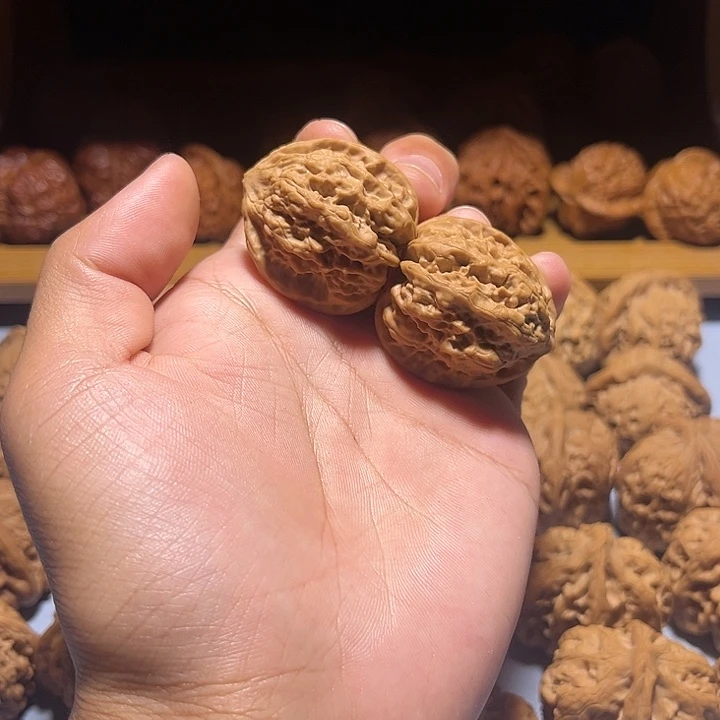 文玩核桃把件原声树野生33