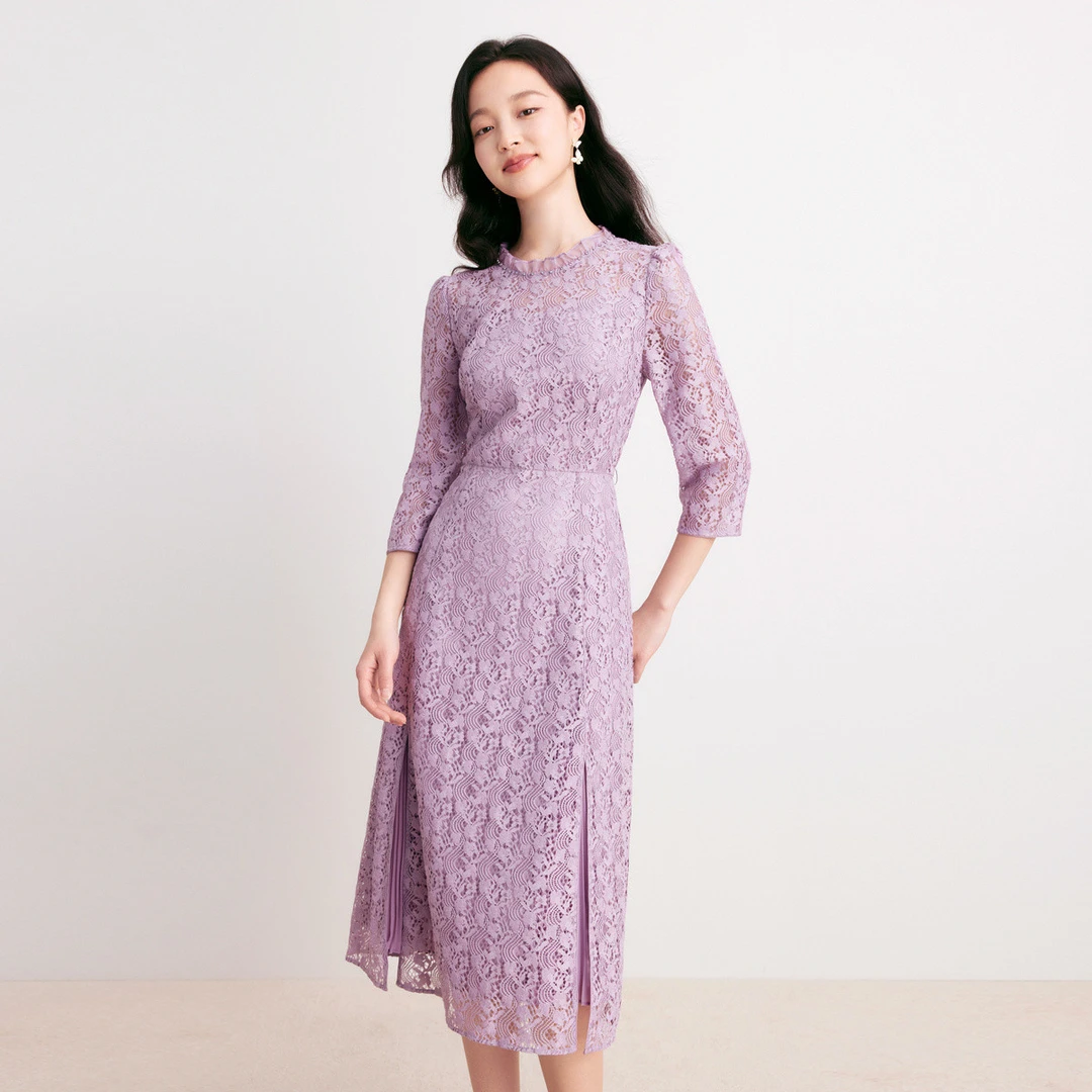 【晨粉专享价】春季蕾丝浮雕镂空工艺荷叶领中长款七分袖修身连衣裙