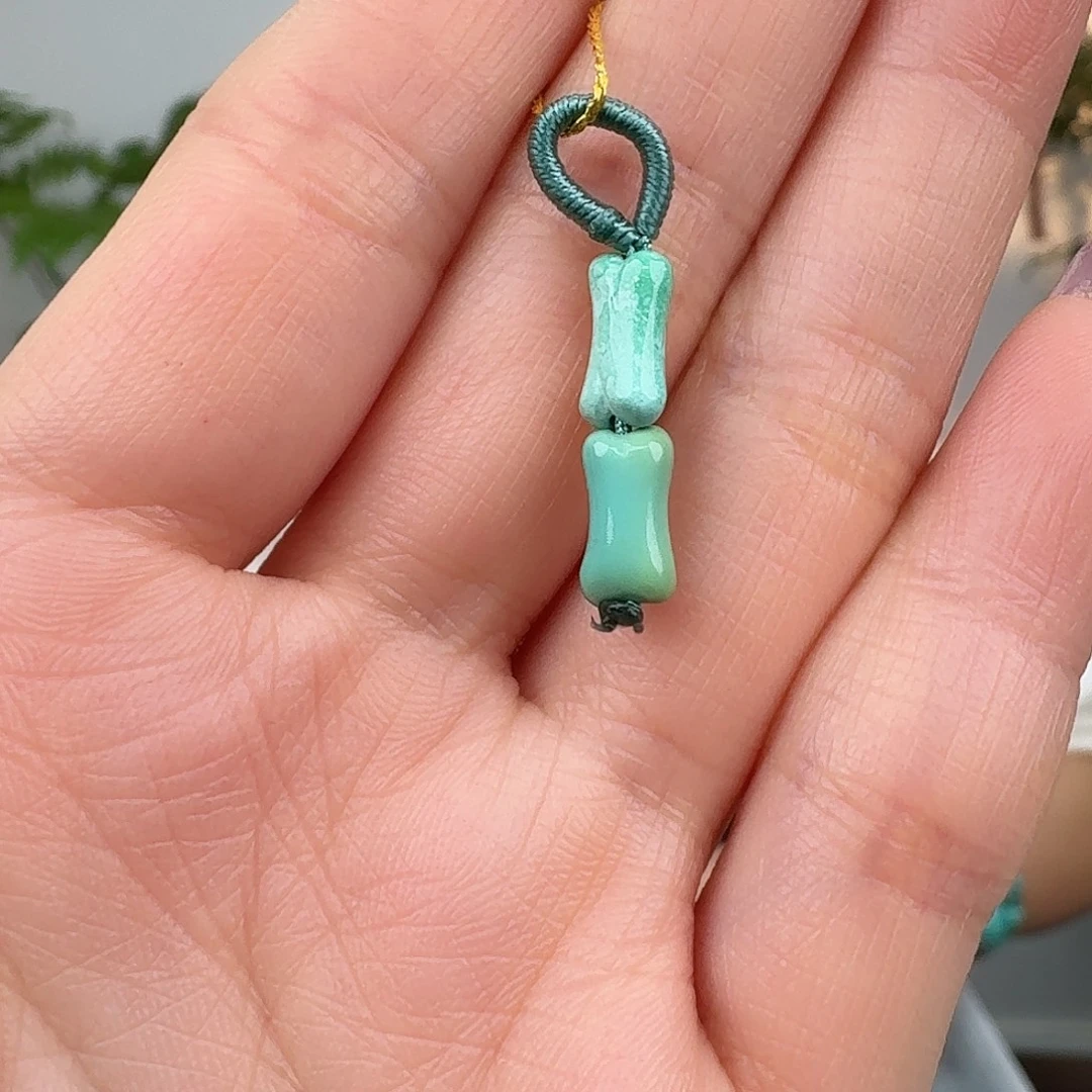 绿松石未镶嵌挂件