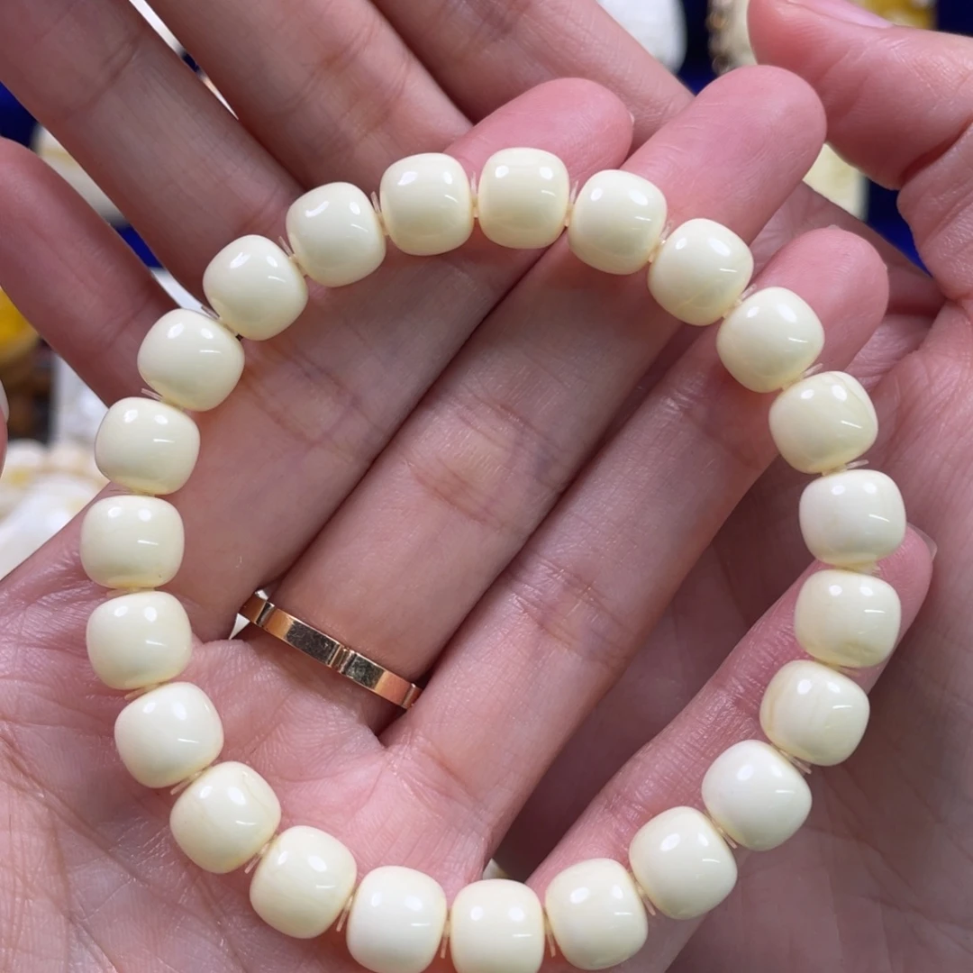 琥珀未镶嵌裸石琥珀蜜蜡