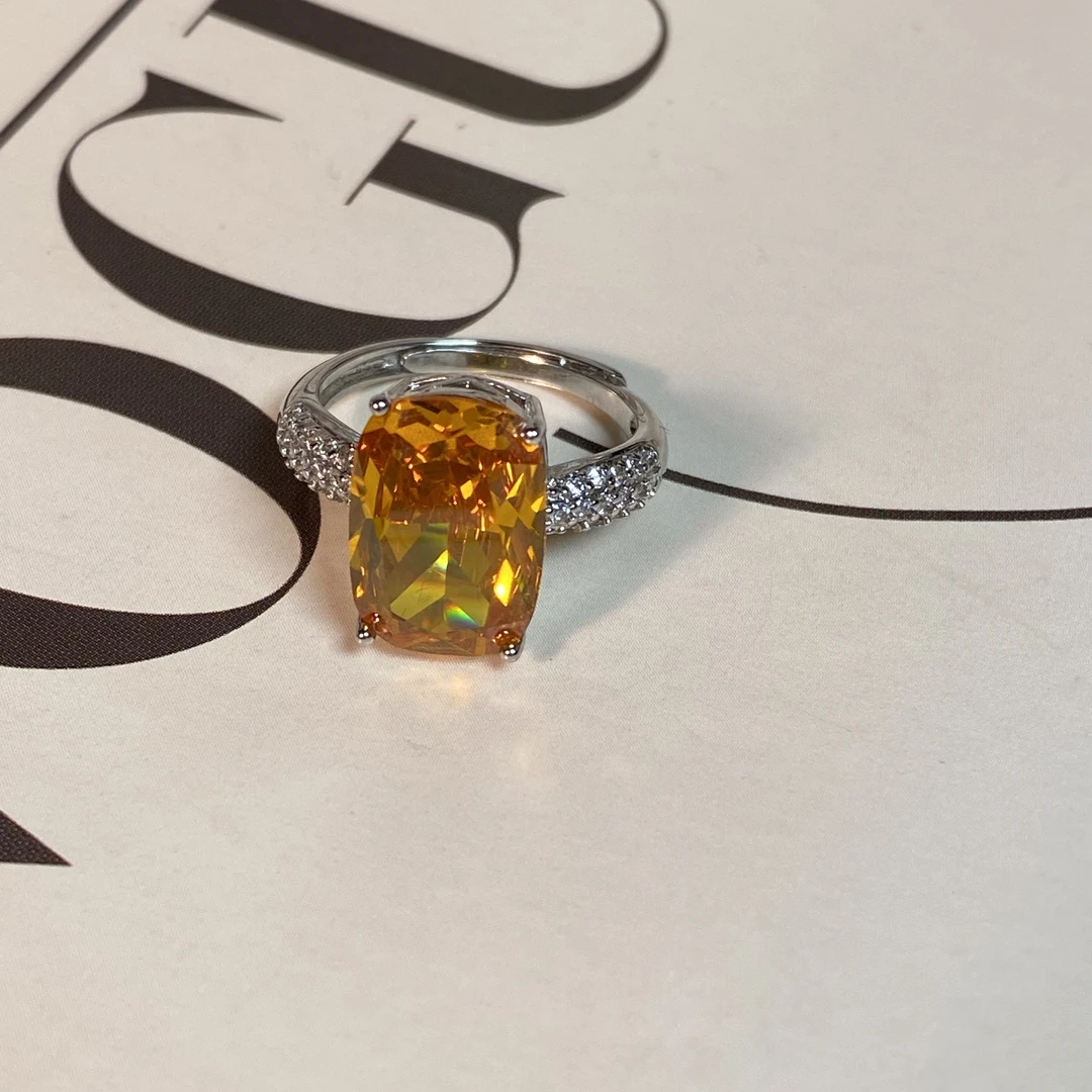 铜合金锆石戒指 气质时尚简约精致戴妃黄色方形戒指 605