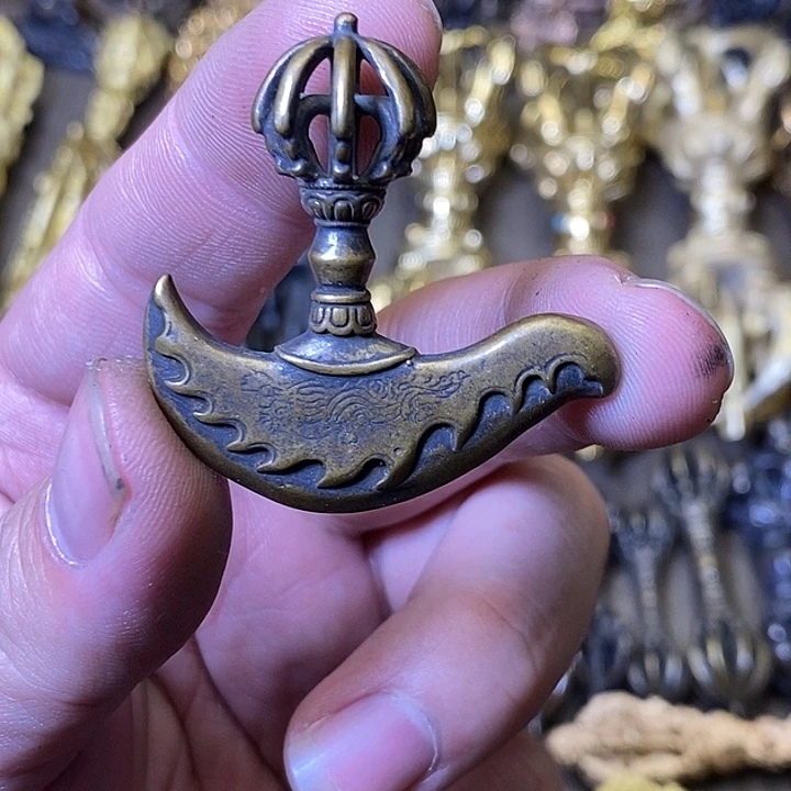 藏传文玩福利越刀