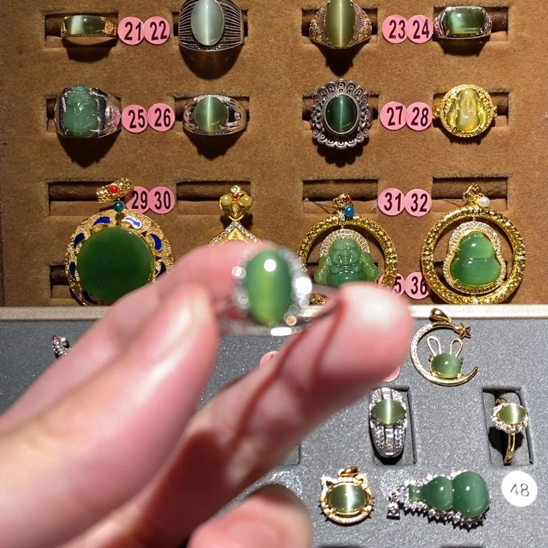 和田玉未镶嵌戒指