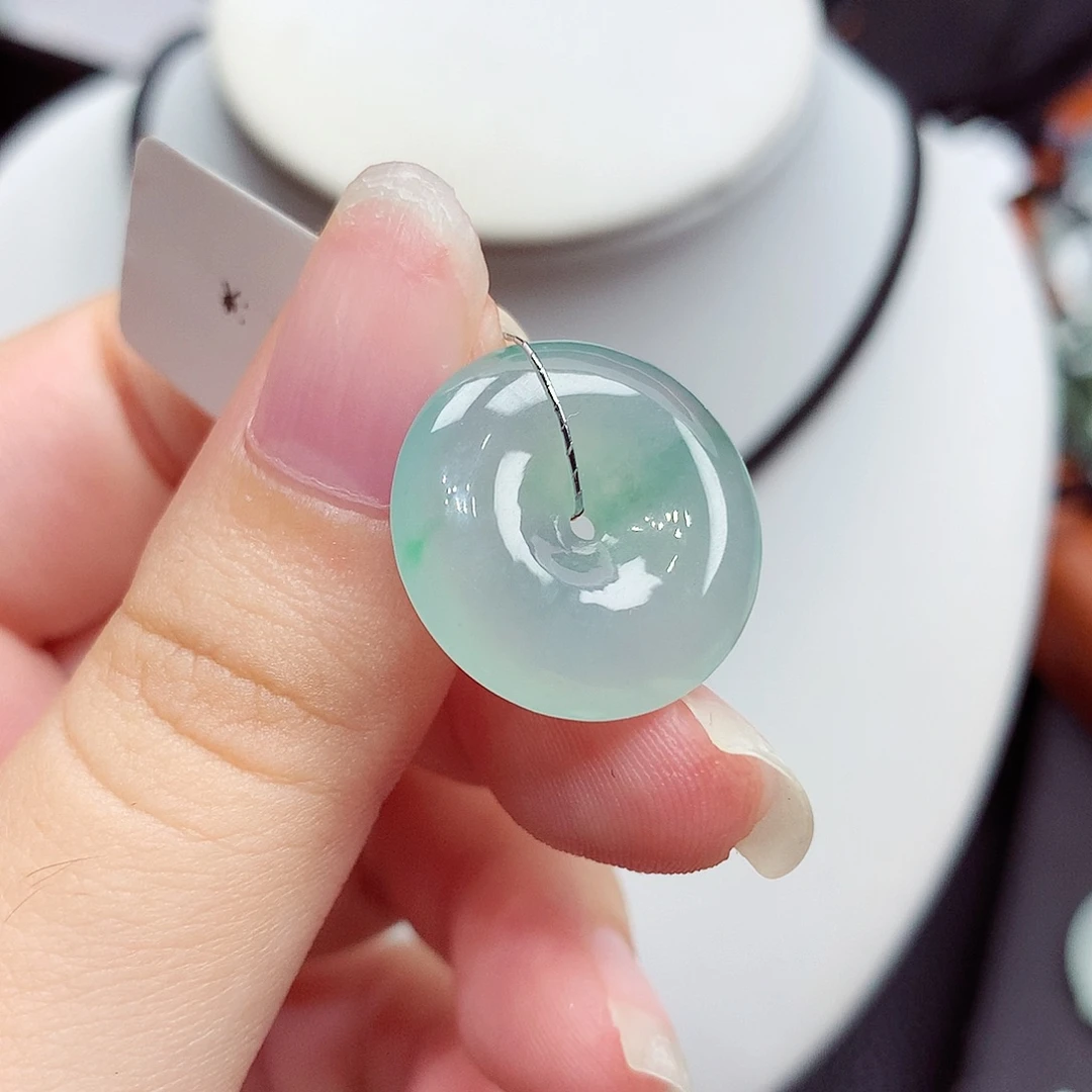 翡翠未镶嵌颈饰翡翠3，19.5/4.8