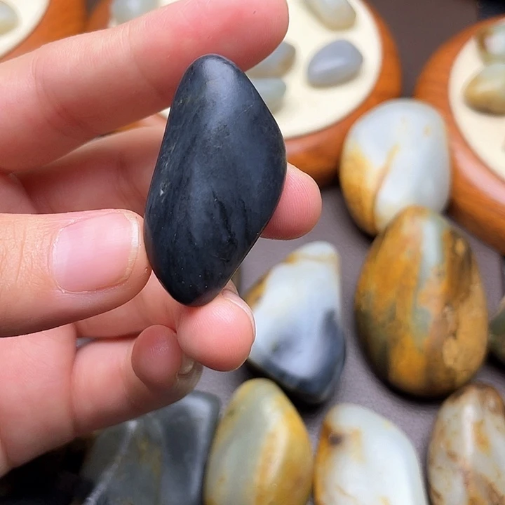 和田玉未镶嵌颈饰6