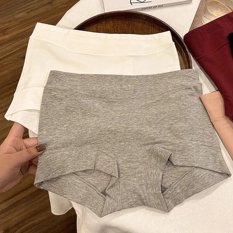 2025新款收腹内裤棉质简约无痕女士舒适内裤短裤平角纯色防走光