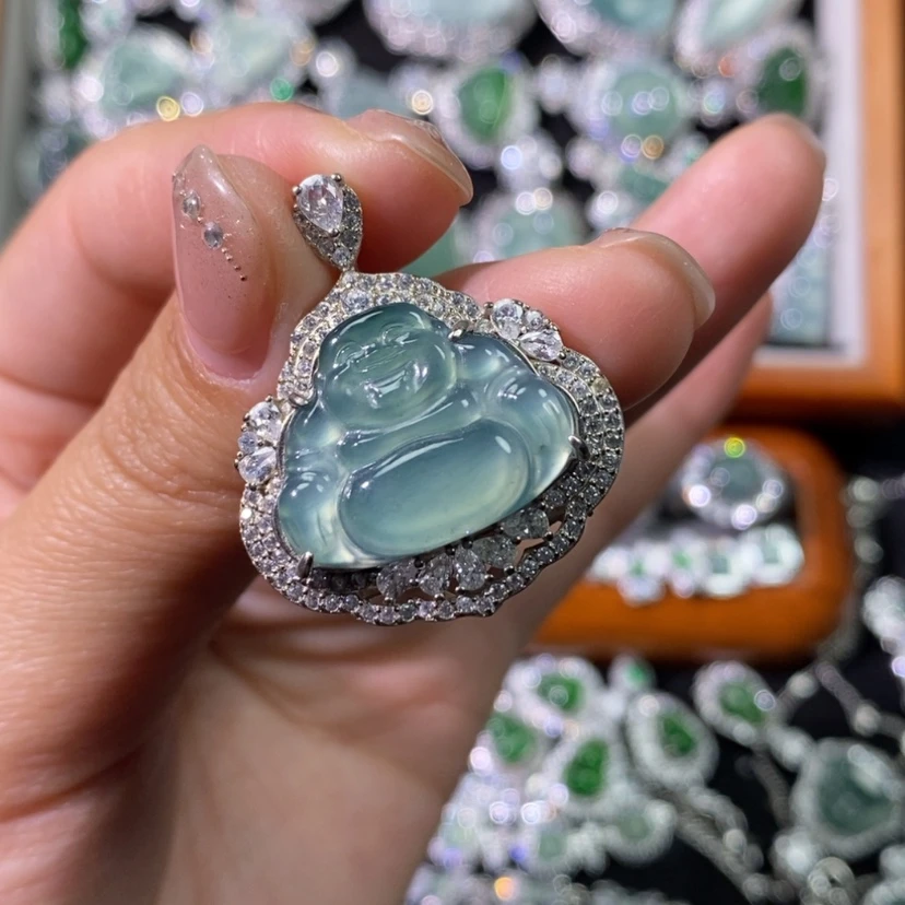 【闪购商品】翡翠颈饰未镶嵌天然