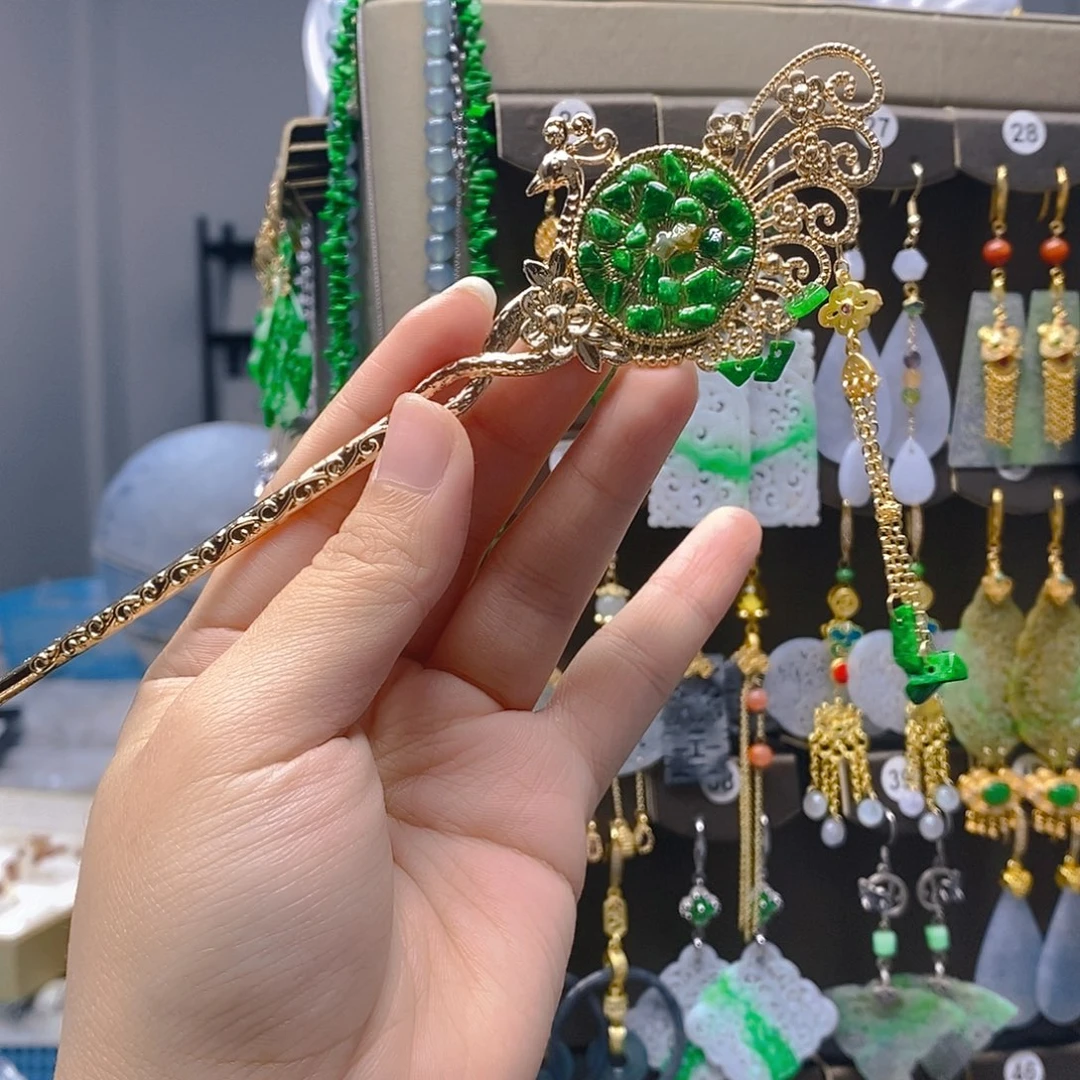 颈饰未镶嵌翡翠翡翠