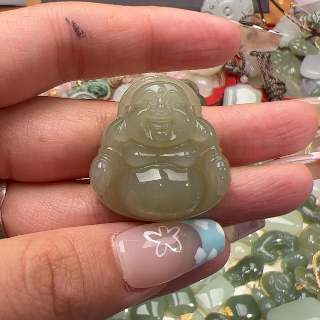 和田玉颈饰未镶嵌眷**翩