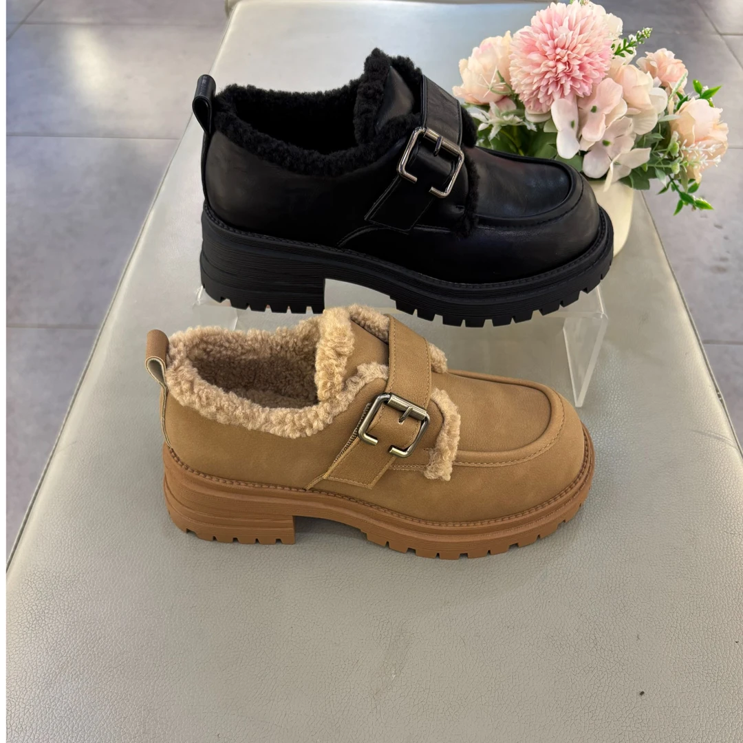 大1117东加绒乐福鞋女2025冬季新款韩版时尚百搭休闲皮鞋保暖厚底