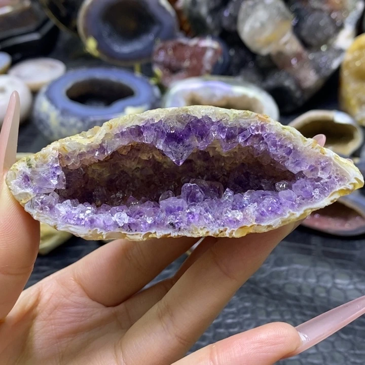 未镶嵌珠宝半成品紫晶紫晶洞