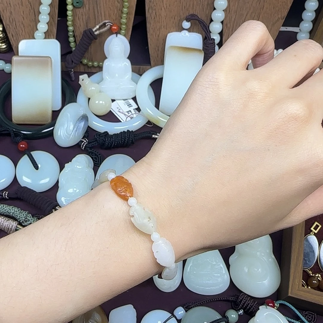 和田玉未镶嵌手链